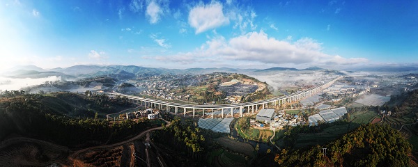 十年利润总额10年增长37倍 云南交投集团打造综合交通新旗舰