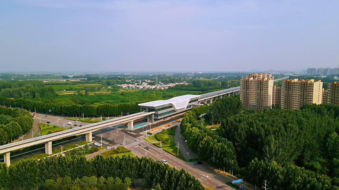 郑许市域铁路体育中心站.jpg