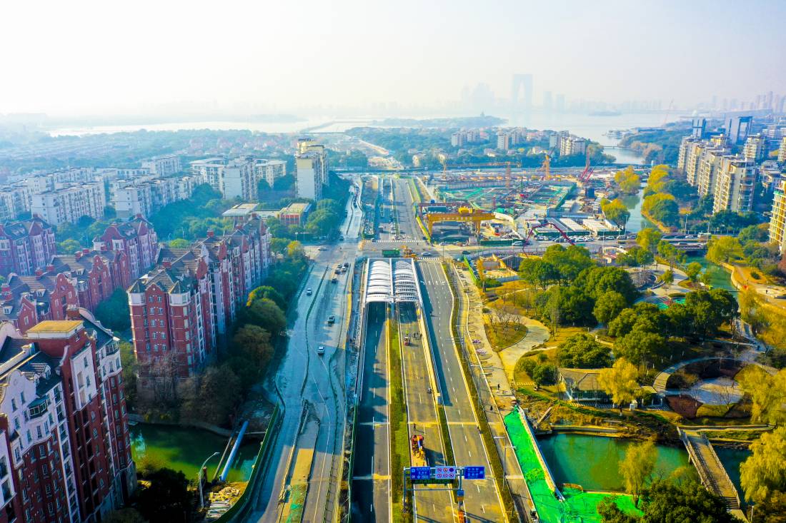 金鸡湖隧道正式通车(摄影:周建华).jpg
