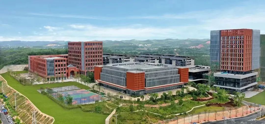 数字广西集团:数字化赋能广西 优化营商环境提质效④.jpg