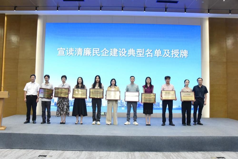 a9b12eb3e7caed9f3a5e59e47558a439