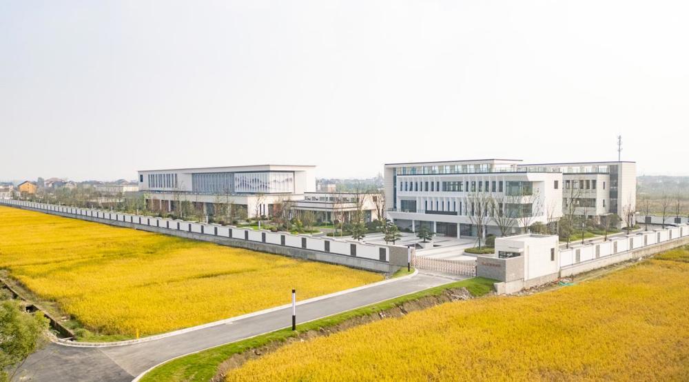 90bea35ae1c58a6a56bf4981a2af589b