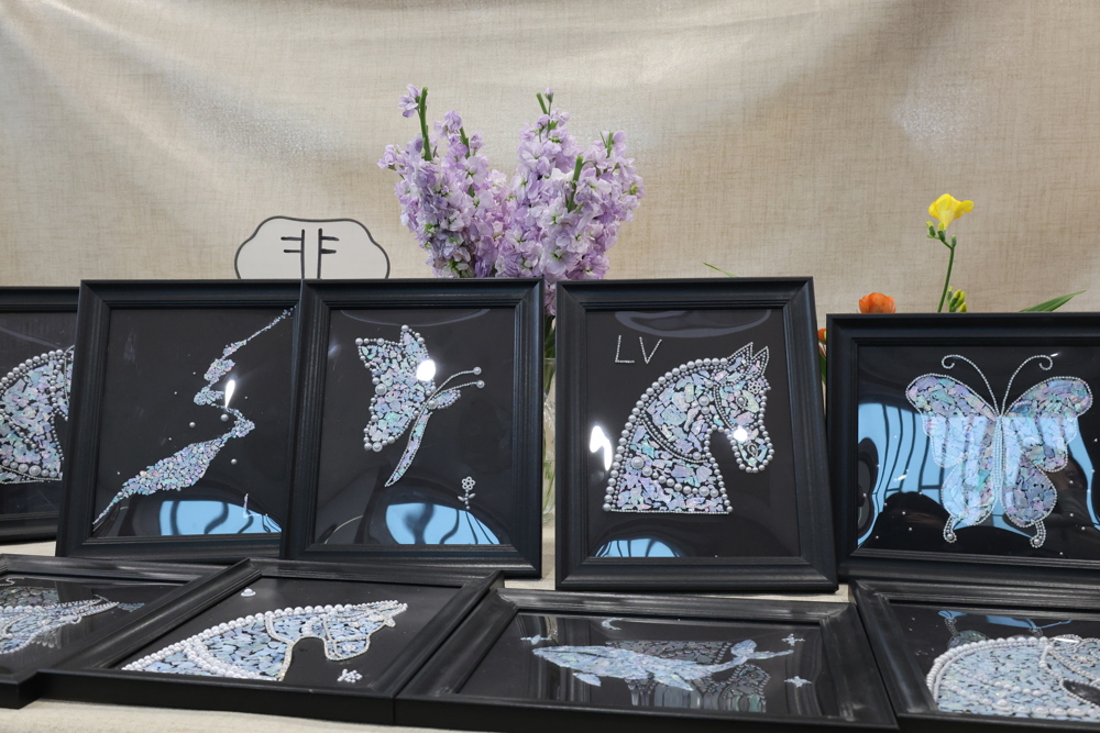 安装总部作品 (2)