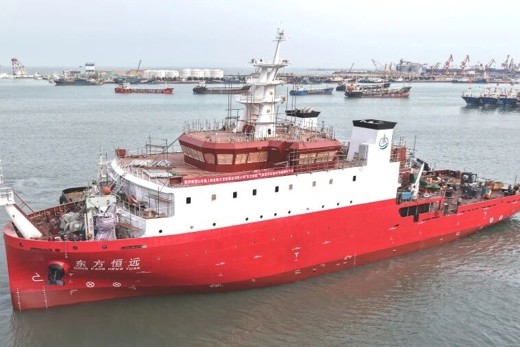 国内首艘海上航天发射指挥保障船“东方恒远”号下水