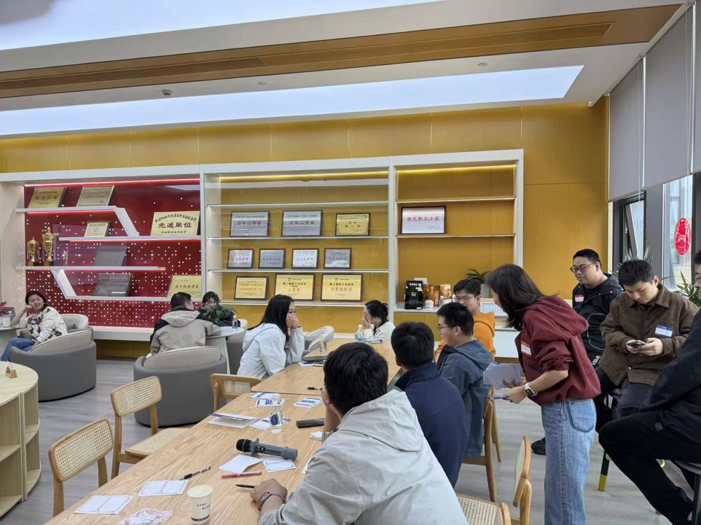 图片3：青语对话