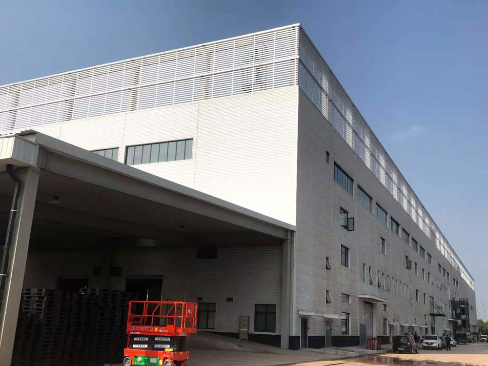 义乌晶诚年产10GW胶膜和10GW铝边框投资建设项目机电总包工程现场照片3