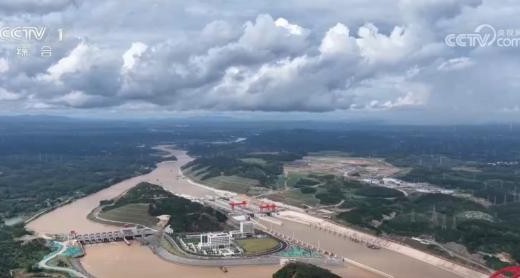多领域迎来突破性关键节点 中国高质量发展扎实推进