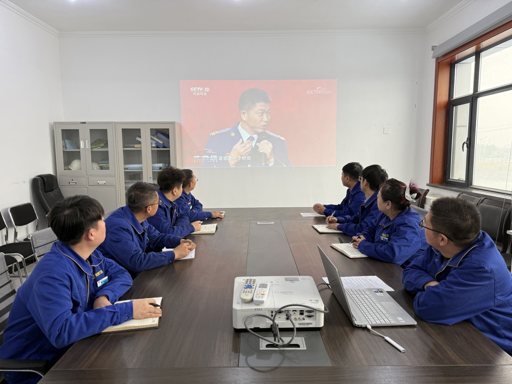 天辰机械厂团支部开展冬季安全警示教育主题团日活动